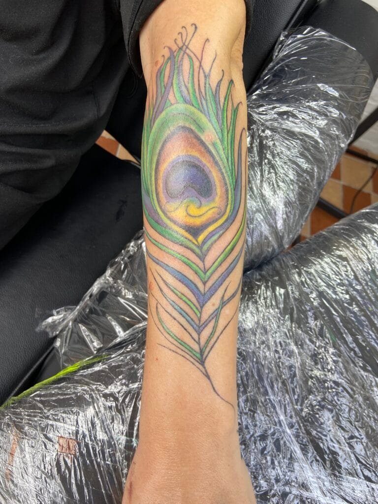 color_tattoo_peacock_design_groningen
